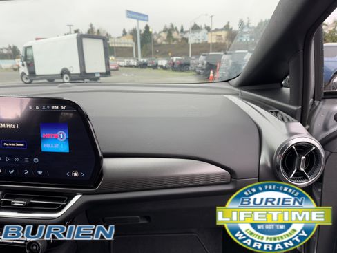 New 2026 Chevrolet Equinox EV LT image 23