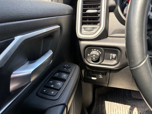 Used 2022 RAM 1500 Big Horn AWD/4WD image 19