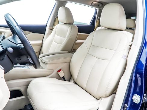 Used 2019 Nissan Murano SV w/ Cargo Package FWD image 37