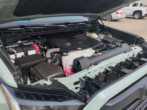 Used 2026 Toyota Tundra Limited w/ Nightshade Package image 31