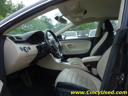 Used 2010 Volkswagen CC Sport FWD image 10