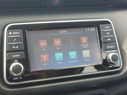 Used 2024 Nissan Kicks S FWD image 31