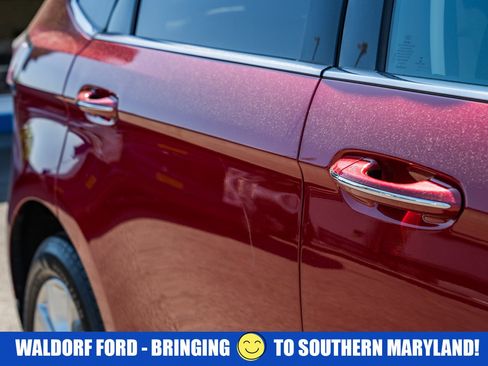 Certified 2020 Ford Edge Titanium w/ Equipment Group 301A AWD/4WD image 17