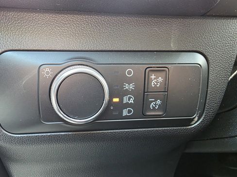 Used 2021 Ford Escape SE FWD image 25