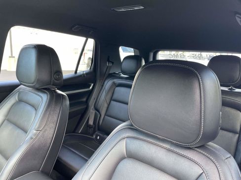 Used 2026 GMC Terrain Elevation w/ Elevation Premium Package FWD image 26