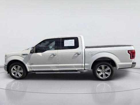 Used 2017 Ford F150 Lariat RWD image 3