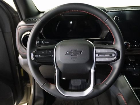 Used 2024 Chevrolet Colorado Z71 w/ Z71 Convenience Package 2 image 43