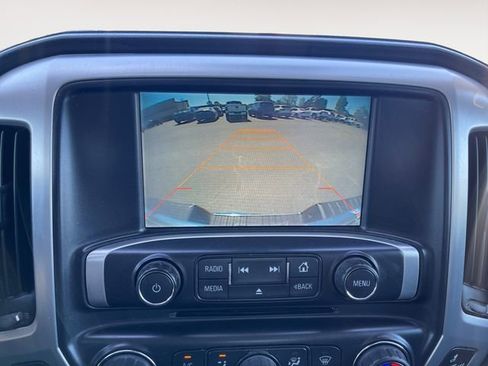 Used 2015 GMC Sierra 1500 SLT w/ SLT Crew Cab Value Package AWD/4WD image 17