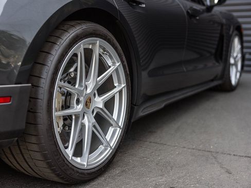 Used 2025 Porsche Taycan Turbo GT image 28