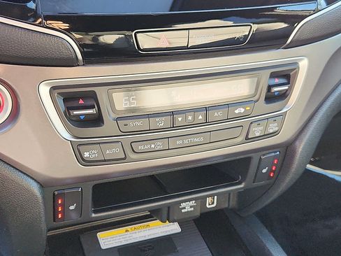 Certified 2023 Honda Passport EX-L image 15