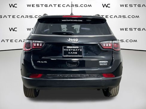 Used 2022 Jeep Compass Latitude w/ Convenience Group image 3