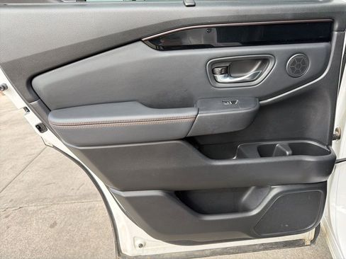 Used 2024 Honda Pilot TrailSport image 24