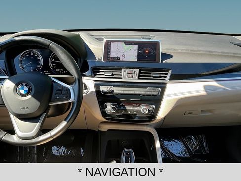 Used 2020 BMW X1 xDrive28i w/ Premium Package AWD/4WD image 9