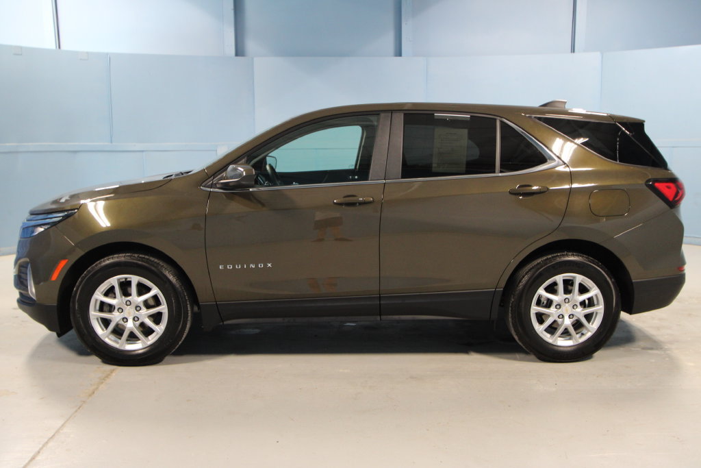 Used 2024 Chevrolet Equinox LT FWD image 28