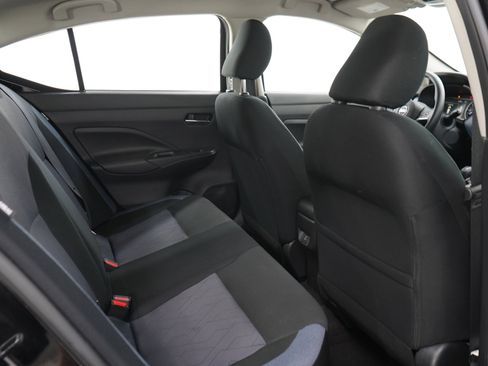 Used 2025 Nissan Versa SV FWD image 12
