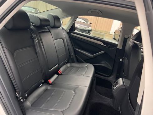 Used 2015 Volkswagen Passat 1.8T SE image 27