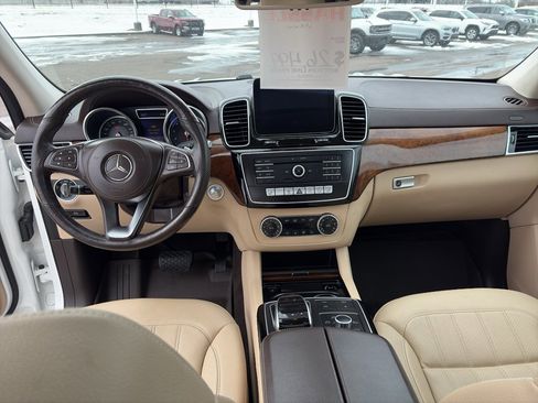 Used 2019 Mercedes-Benz GLS 450 4MATIC image 15