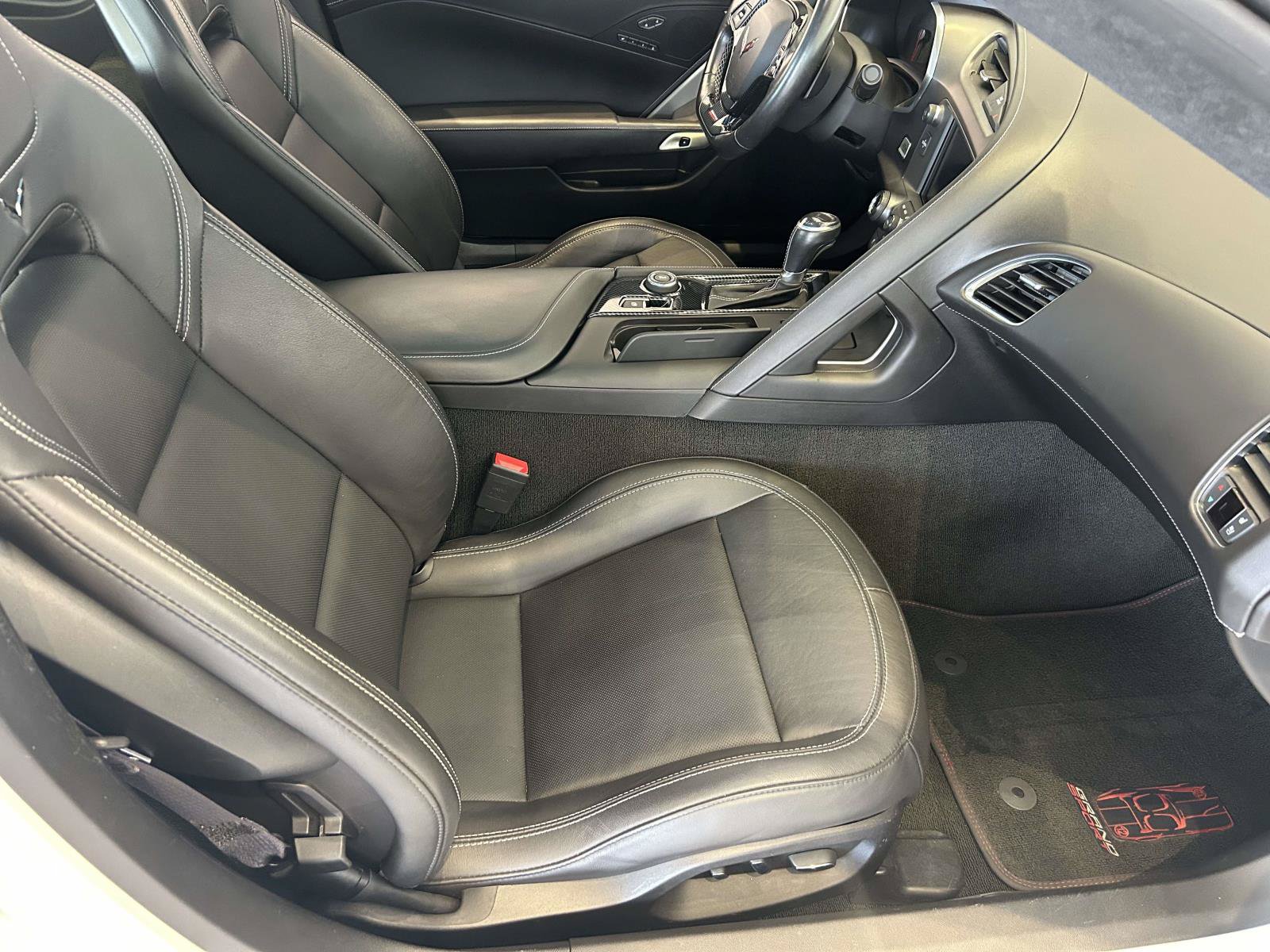 Used 2017 Chevrolet Corvette Grand Sport RWD image 13