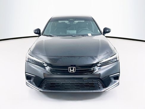 Used 2022 Honda Civic Sport image 2