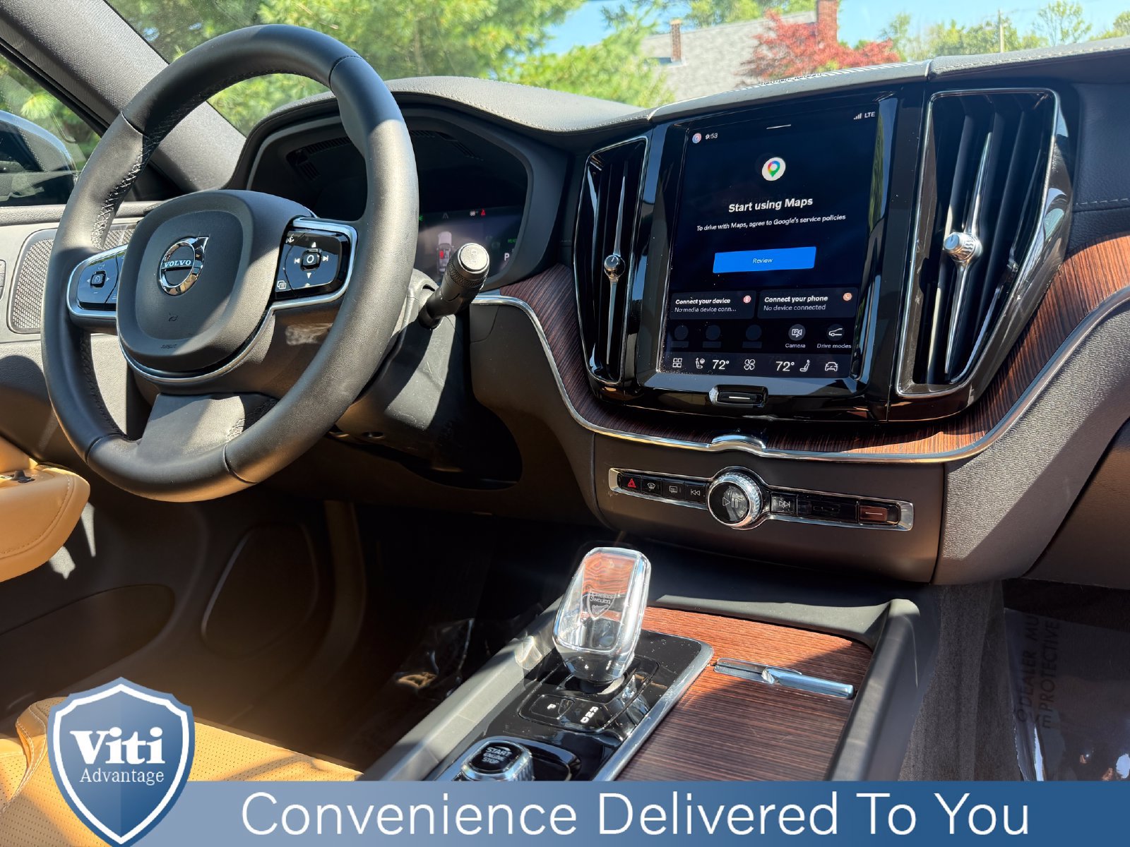 Used 2024 Volvo XC60 T8 Ultimate AWD/4WD image 32