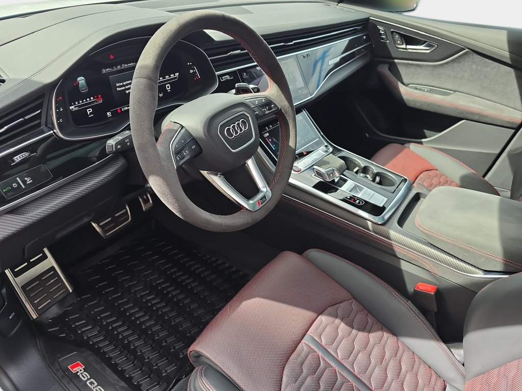 Used 2026 Audi RS Q8 performance AWD/4WD image 19