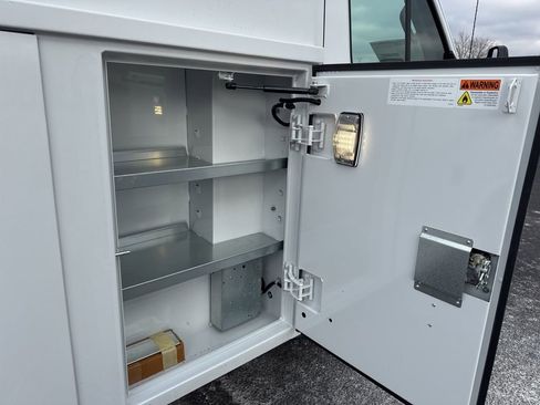 New 2026 Ford Transit 350 AWD image 18