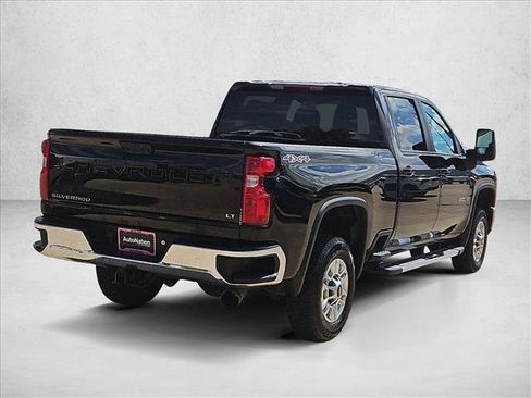 Used 2025 Chevrolet Silverado 2500 LT w/ Convenience Package AWD/4WD image 5