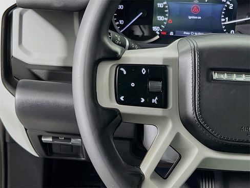 Used 2023 Land Rover Defender 110 X-Dynamic SE image 10