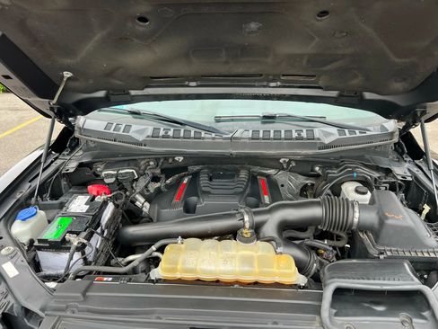 Used 2019 Ford F150 Raptor w/ Equipment Group 802A Luxury image 24