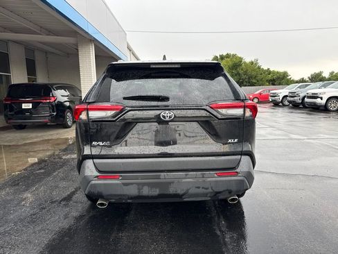 Used 2025 Toyota RAV4 XLE FWD image 4