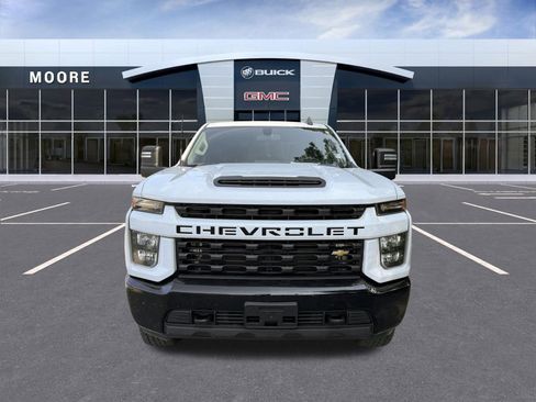 Used 2022 Chevrolet Silverado 2500 Custom w/ Custom Convenience Package AWD/4WD image 3