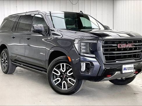 Used 2023 GMC Yukon XL AT4 w/ Technology Package AWD/4WD image 1