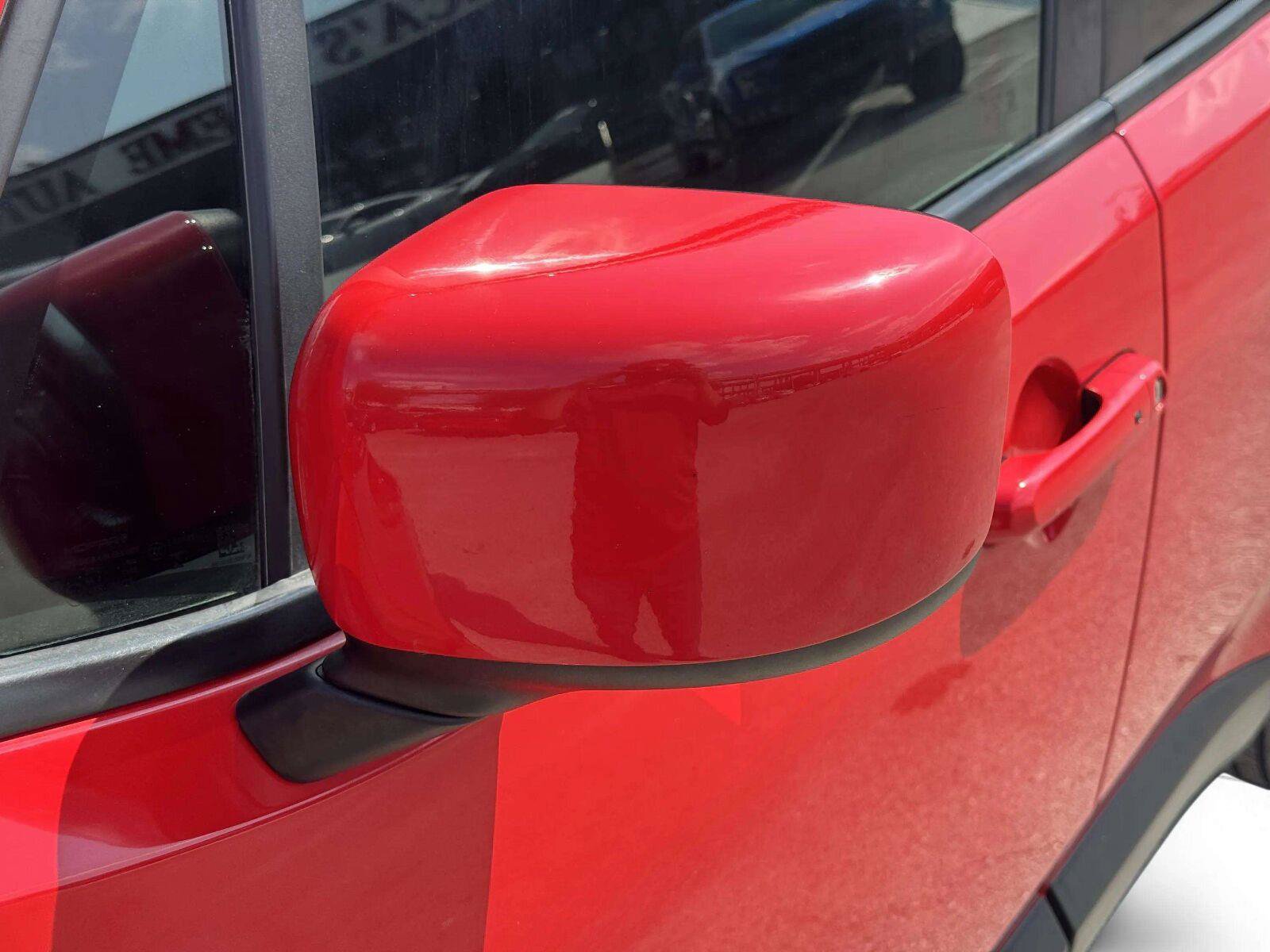 Used 2015 Jeep Renegade Latitude w/ Popular Equipment Group FWD image 13
