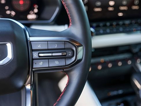 Used 2023 GMC Canyon AT4X w/ Edition 1 image 16