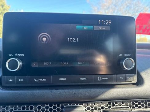 Certified 2023 Honda HR-V Sport image 34