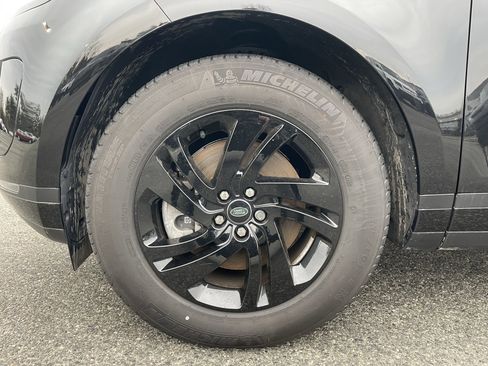 Certified 2024 Land Rover Range Rover Evoque S image 9