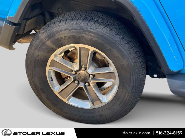 Used 2021 Jeep Wrangler Unlimited Sahara AWD/4WD image 8