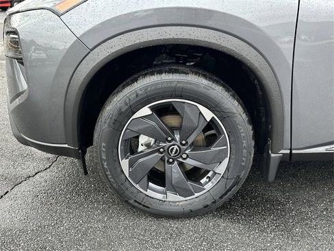 New 2026 Nissan Rogue SV image 12