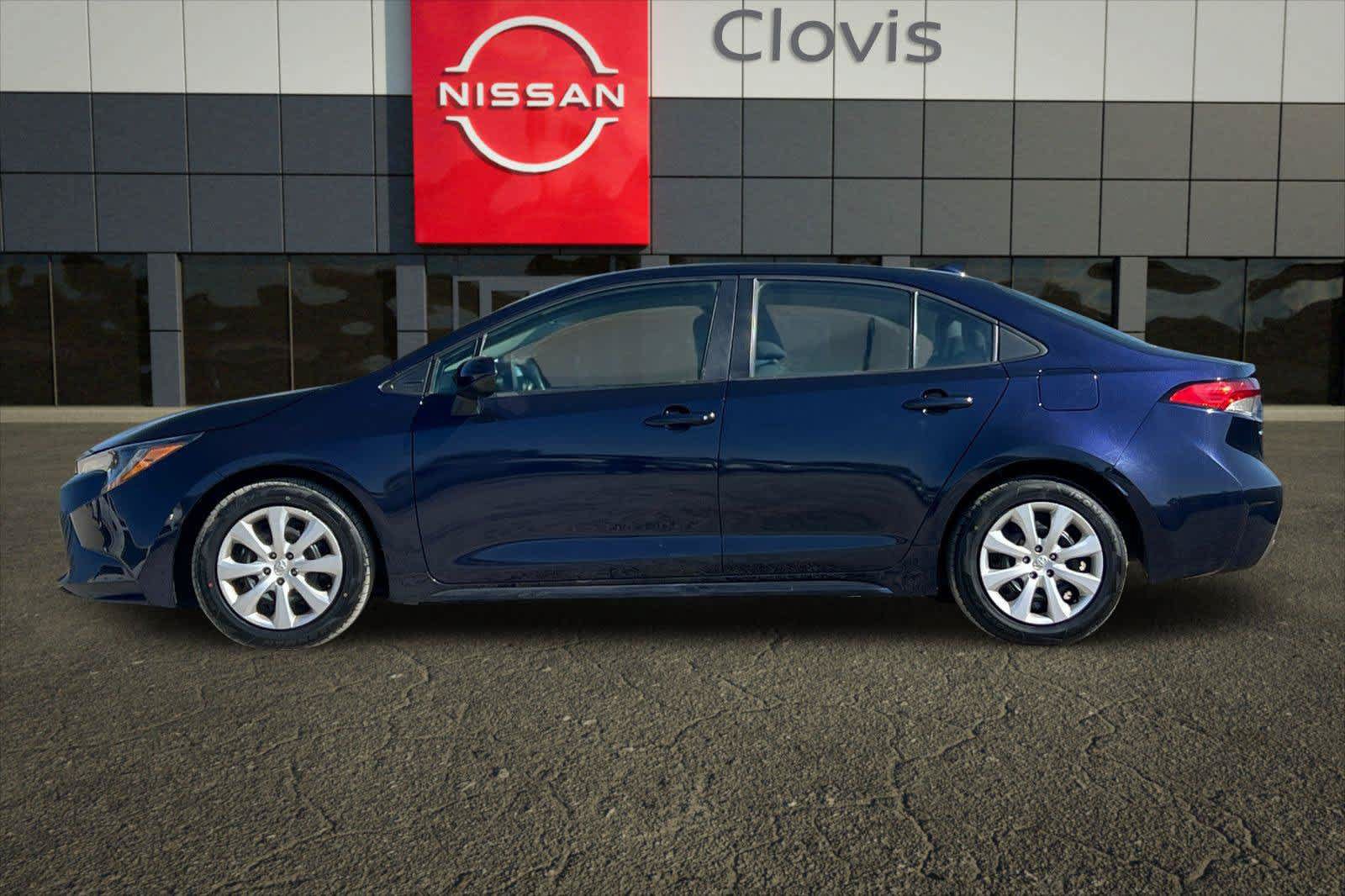 Used 2024 Toyota Corolla LE FWD image 5