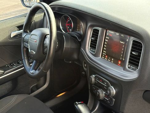 Used 2023 Dodge Charger SXT RWD image 37
