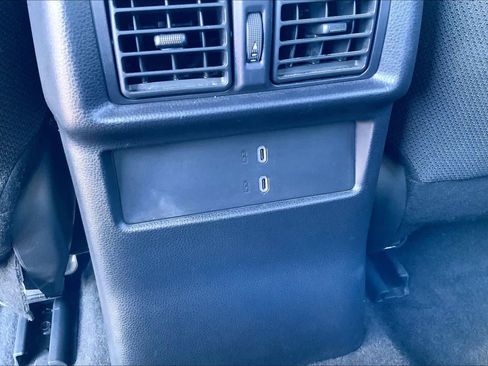 Used 2025 Toyota 4Runner SR5 AWD/4WD image 35
