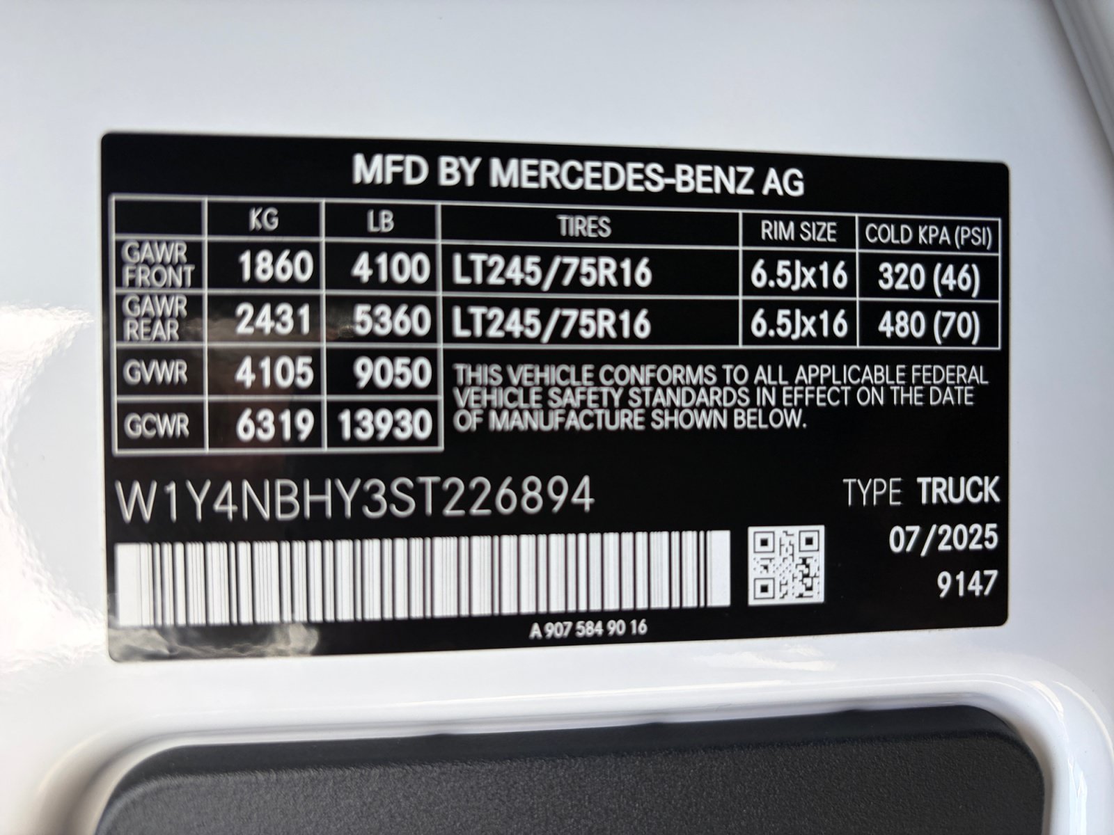 New 2025 Mercedes-Benz Sprinter 2500 image 31