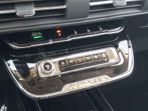 New 2026 Lincoln Corsair Premiere image 21