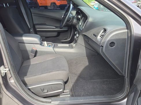 Used 2023 Dodge Charger Police w/ Convenience Group I image 9