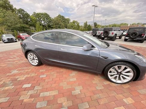 Used 2020 Tesla Model 3 Standard Range Plus RWD image 37