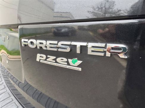 Used 2014 Subaru Forester 2.5i Premium AWD/4WD image 14