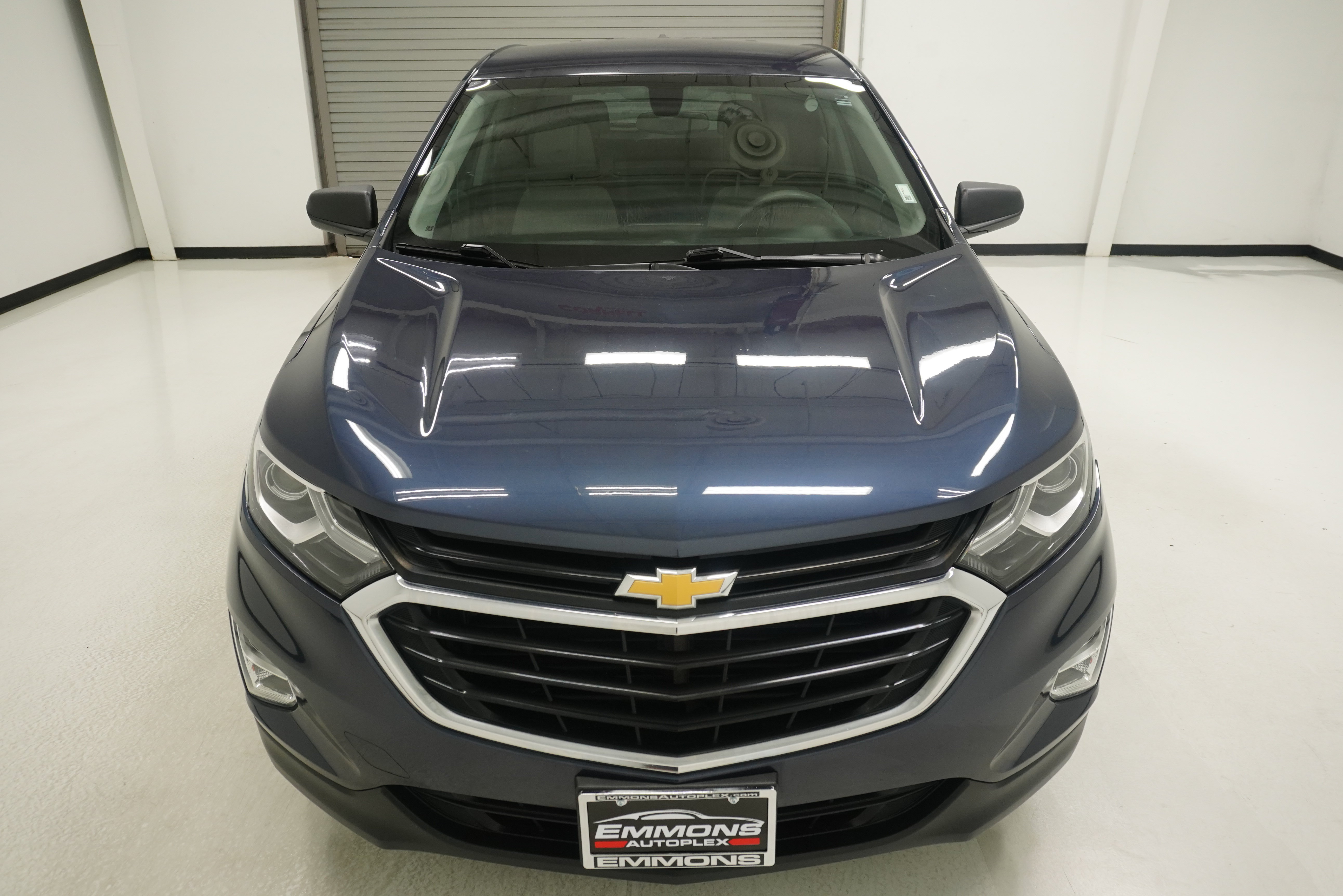 Used 2019 Chevrolet Equinox LS FWD image 2
