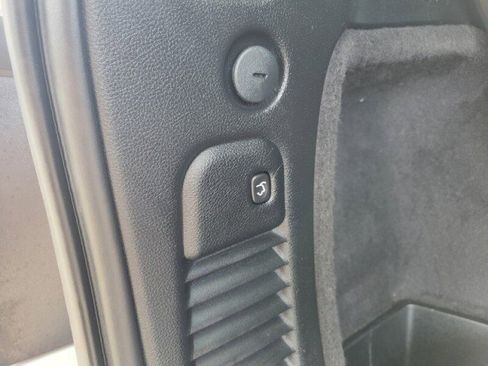 Used 2025 Dodge Durango GT RWD image 8