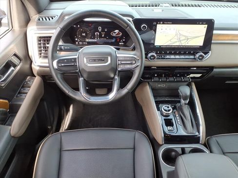 Used 2024 GMC Canyon Denali image 21