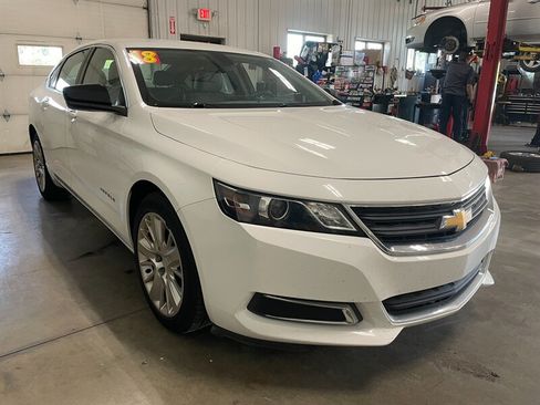 Used 2018 Chevrolet Impala LS FWD image 5